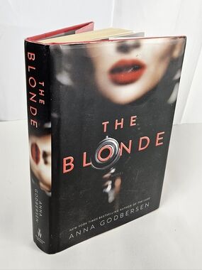 The Blonde | Anna Godbersen | Acadamia Academic Fiction Thriller Suspense Novel